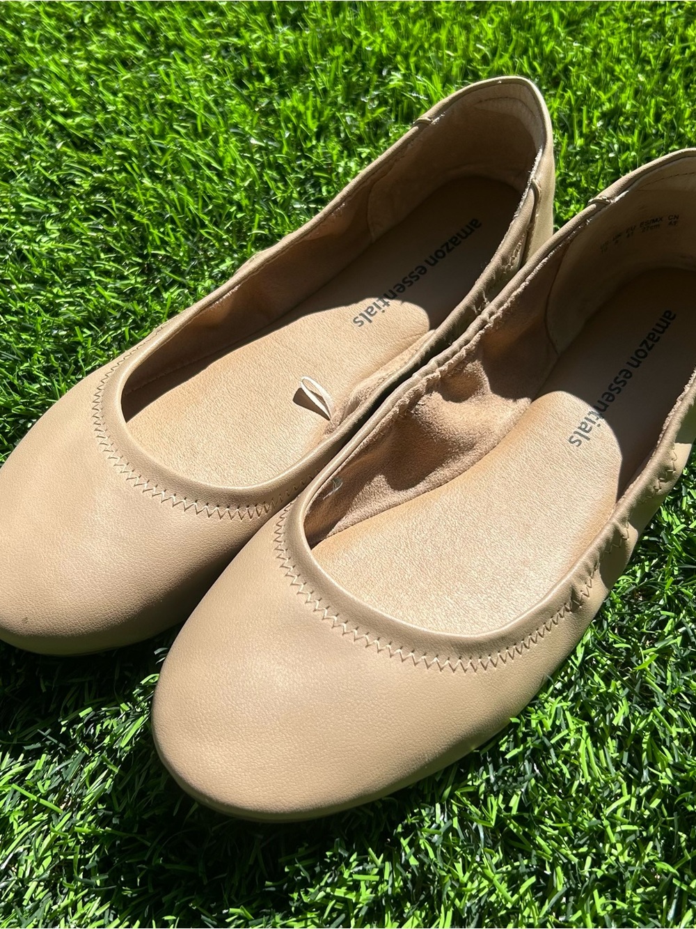 Women's Nude/Tan Ballet Flats